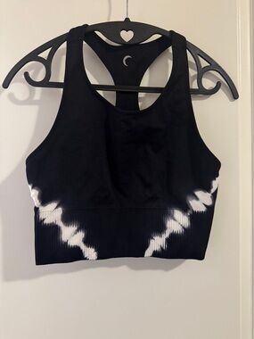 ZYIA Black and White Tie-Dye Seamless Racerback Sports Bra